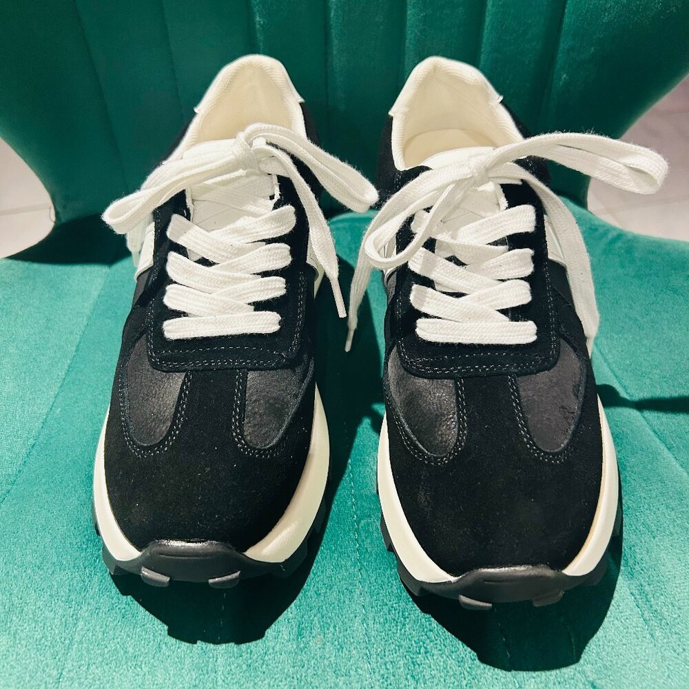 Tallure (Auro) - 3.2" (8 cm) Boost x 1. High Heel Sneakers.  Size 7.  BRAND NEW